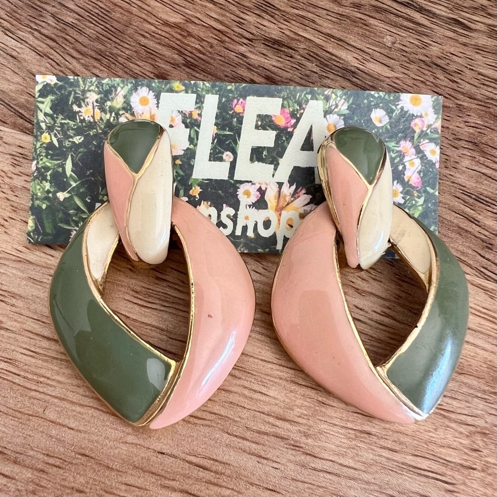 Vintage Peach and Green Enameled Post Earrings - Picture 4 of 4